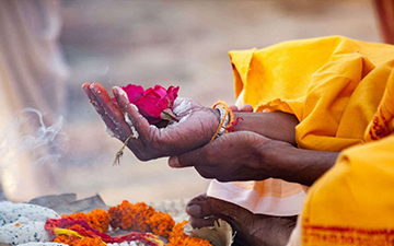 Varanasi Tour Package | Kashi Tour | Triveni Sangam Tour